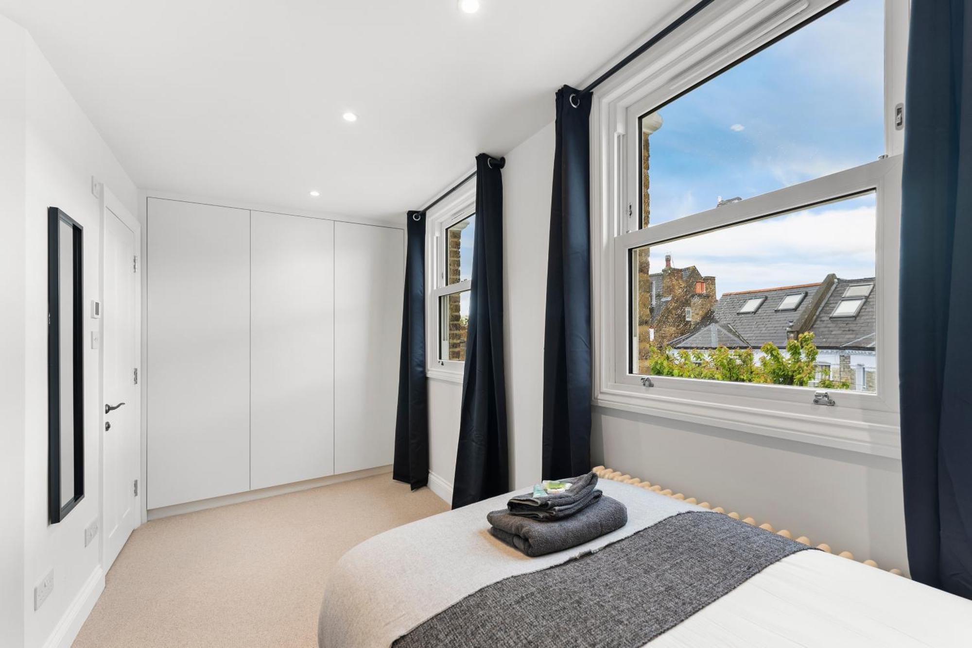 Appartamento Peaceful Retreat With Balcony - Sleeps 9 Londra